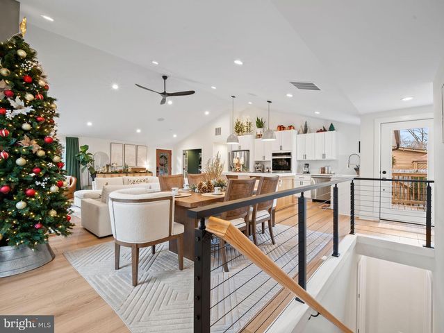 428 ROYAL BEACH RD, Pasadena, MD 21122