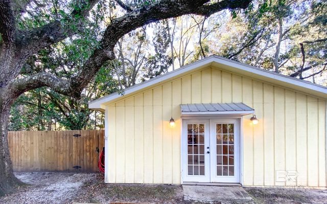 335 E Canal Drive B, Gulf Shores, AL 36542