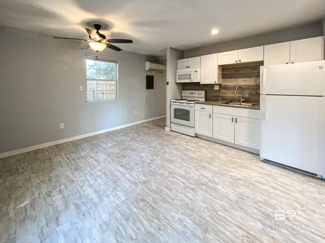 335 E Canal Drive B, Gulf Shores, AL 36542