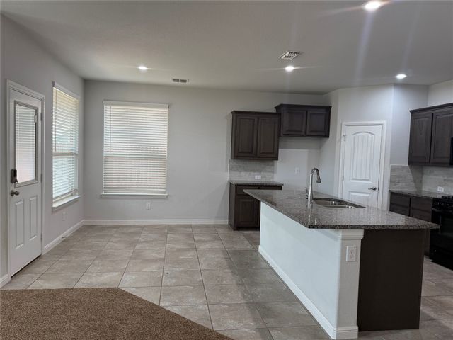 4928 Sugarcane Lane, Fort Worth, TX 76179