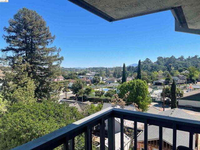 40 Foster St, Martinez, CA 94553