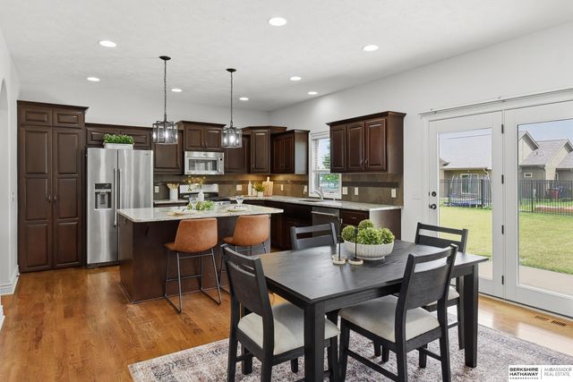 12411 Osprey Lane, Papillion, NE 68046
