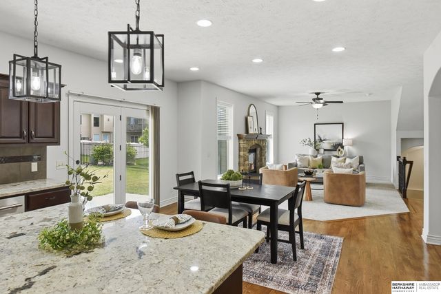 12411 Osprey Lane, Papillion, NE 68046