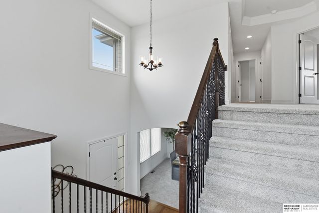 12411 Osprey Lane, Papillion, NE 68046