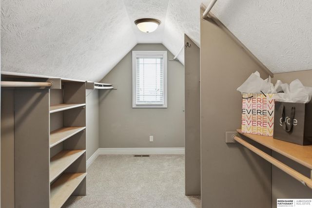 12411 Osprey Lane, Papillion, NE 68046