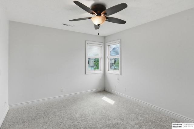 12411 Osprey Lane, Papillion, NE 68046