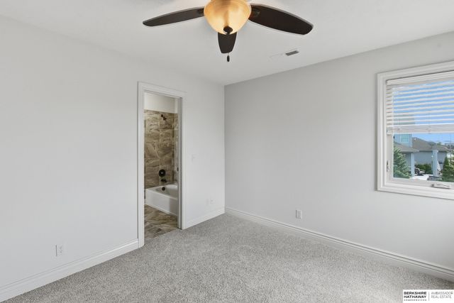 12411 Osprey Lane, Papillion, NE 68046