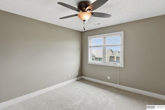12411 Osprey Lane, Papillion, NE 68046