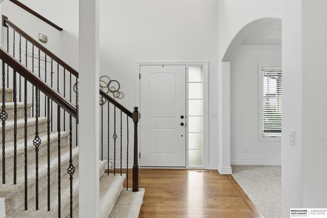 12411 Osprey Lane, Papillion, NE 68046