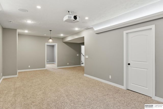 12411 Osprey Lane, Papillion, NE 68046