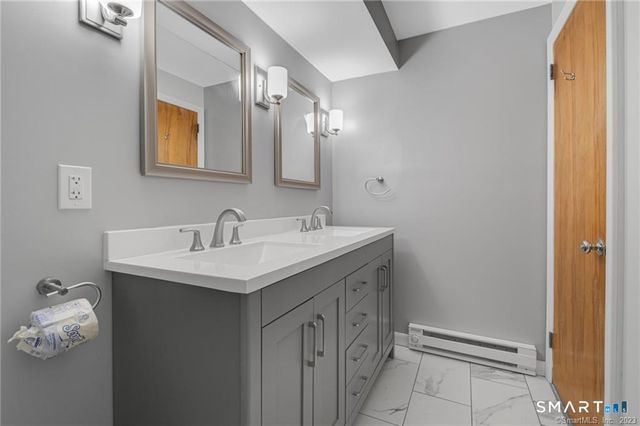 115 South Main Street B11, West Hartford, CT 06107