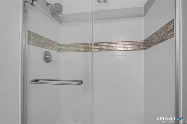 115 South Main Street B11, West Hartford, CT 06107