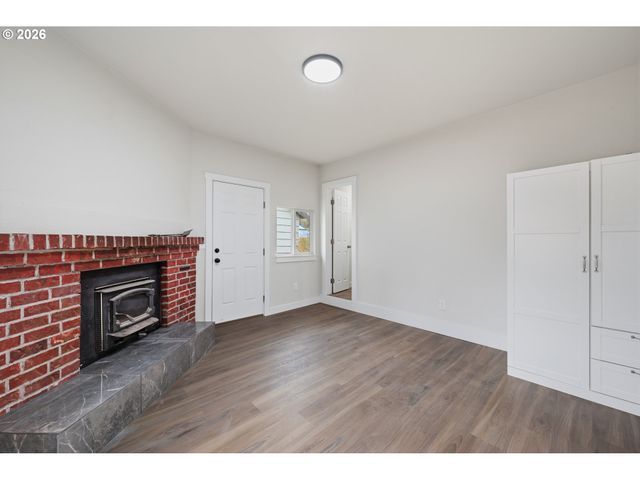 288 21ST Ave, Longview, WA 98632