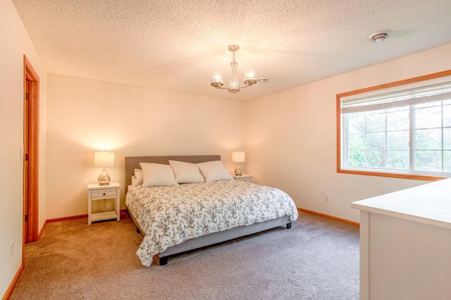 7803 Elm Grove Avenue, New Hope, MN 55428