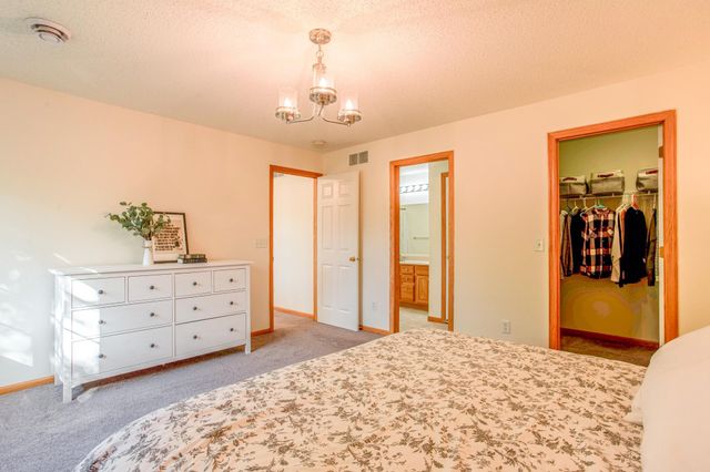 7803 Elm Grove Avenue, New Hope, MN 55428