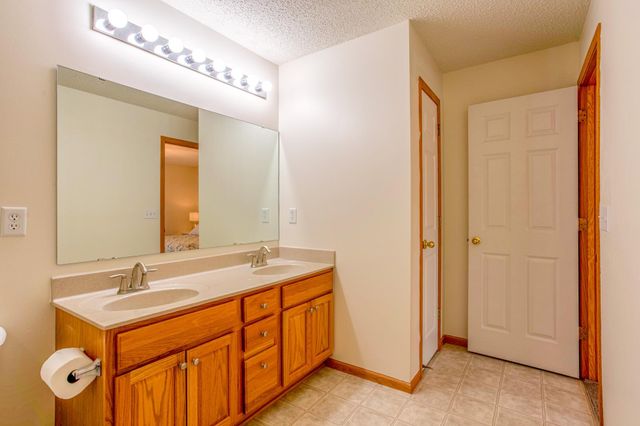 7803 Elm Grove Avenue, New Hope, MN 55428