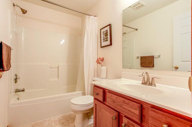 7803 Elm Grove Avenue, New Hope, MN 55428