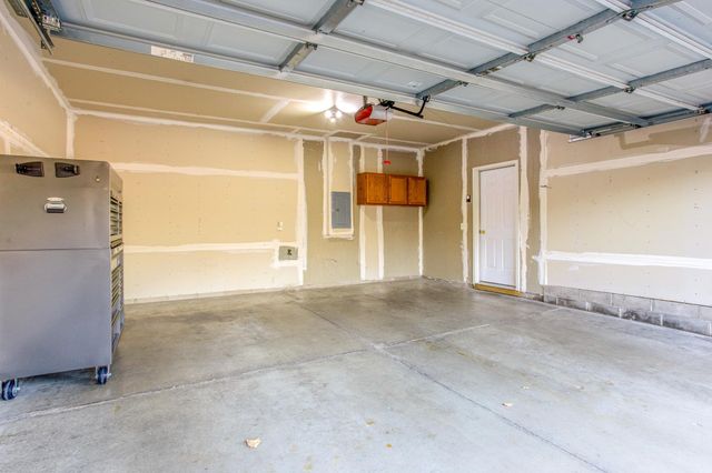 7803 Elm Grove Avenue, New Hope, MN 55428