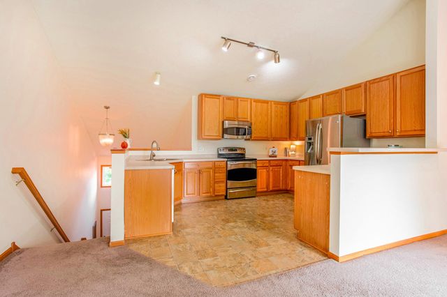 7803 Elm Grove Avenue, New Hope, MN 55428