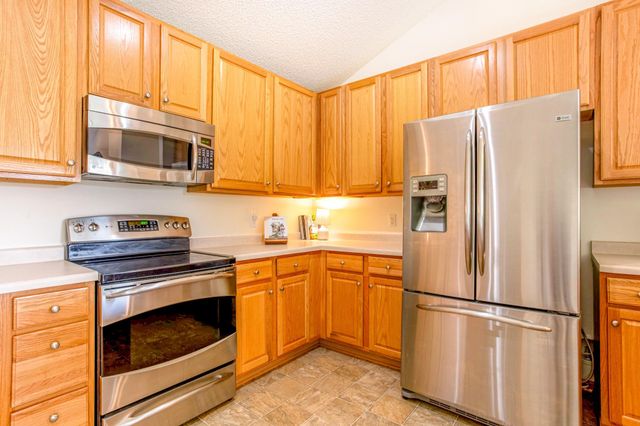 7803 Elm Grove Avenue, New Hope, MN 55428