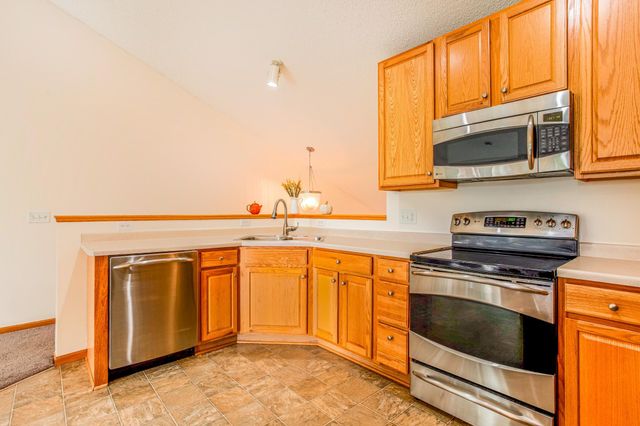 7803 Elm Grove Avenue, New Hope, MN 55428