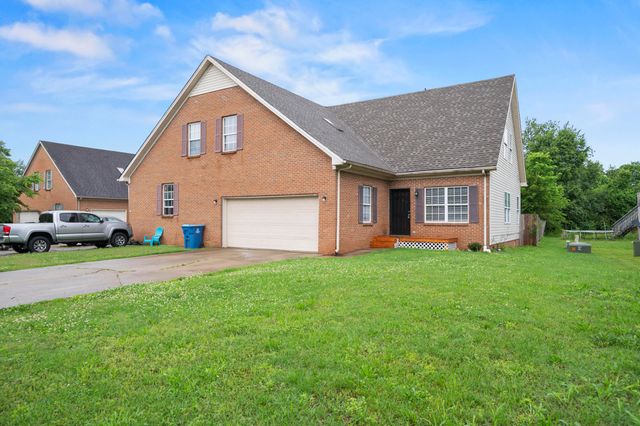 216 Tanbark Drive, Georgetown, KY 40324