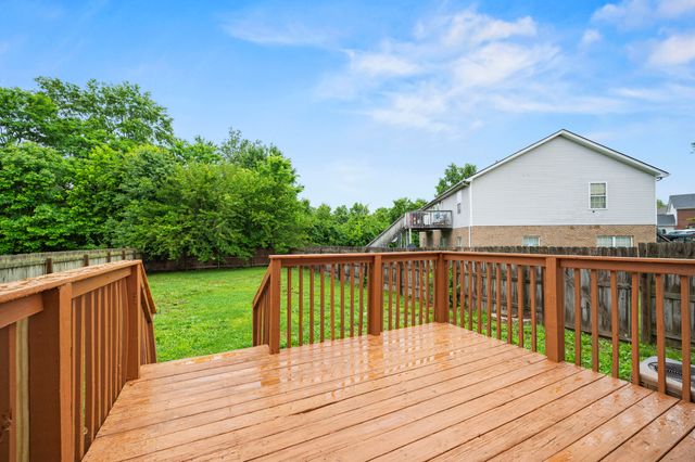 216 Tanbark Drive, Georgetown, KY 40324