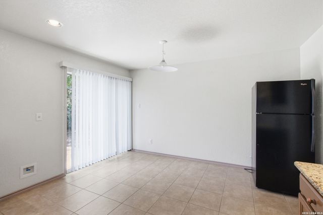 5414 Harefield Dr, San Antonio, TX 78228
