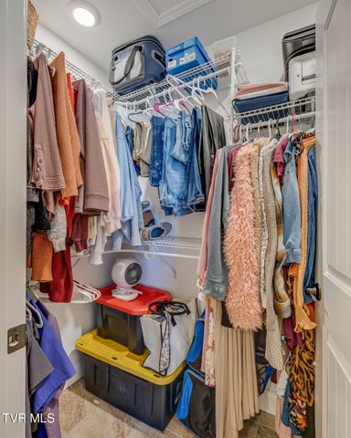 609 South Watauga Avenue, Elizabethton, TN 37643