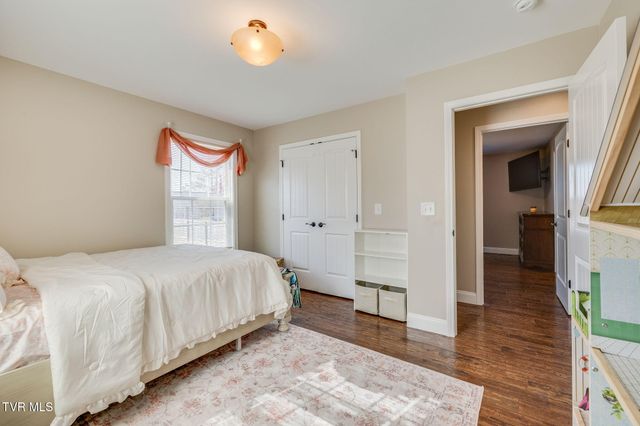 609 South Watauga Avenue, Elizabethton, TN 37643