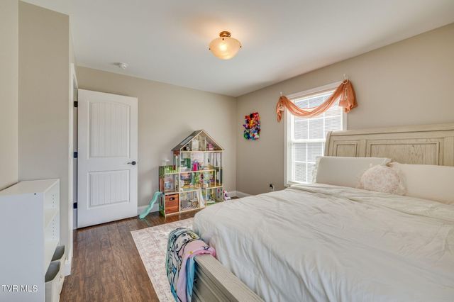 609 South Watauga Avenue, Elizabethton, TN 37643