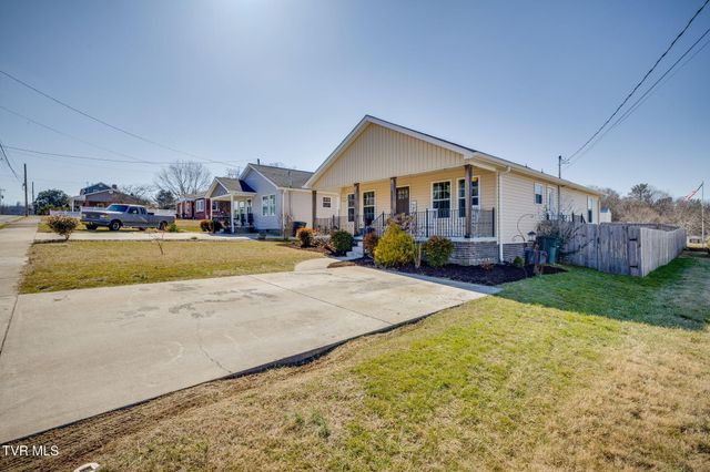 609 South Watauga Avenue, Elizabethton, TN 37643