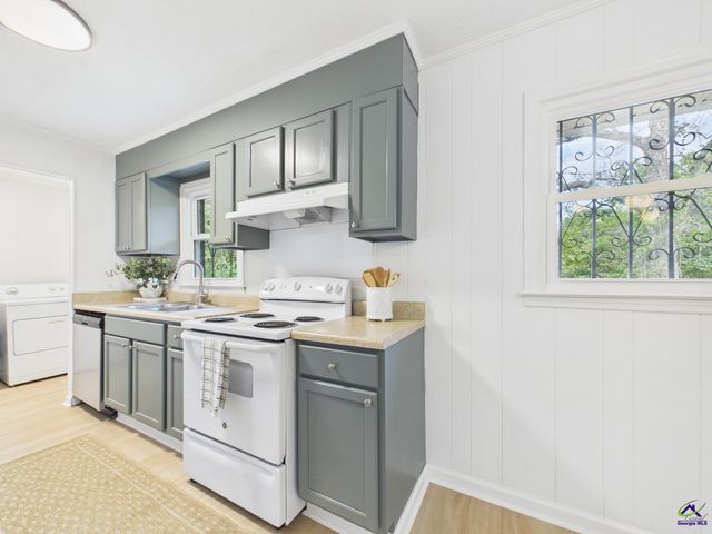 914 Bess Street, Perry, GA 31069