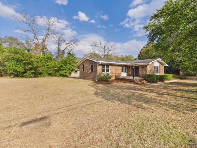 914 Bess Street, Perry, GA 31069