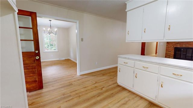 1299 N Franklin Road, Mount Airy, NC 27030