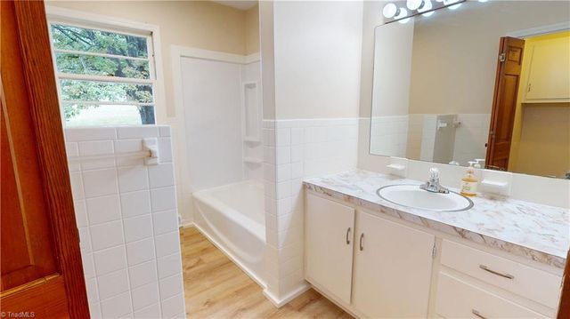 1299 N Franklin Road, Mount Airy, NC 27030
