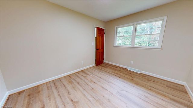 1299 N Franklin Road, Mount Airy, NC 27030