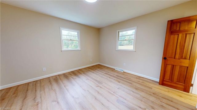 1299 N Franklin Road, Mount Airy, NC 27030