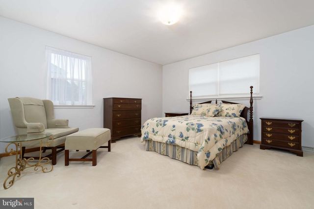 3881 ELDER RD, Harrisburg, PA 17111