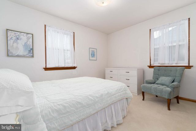 3881 ELDER RD, Harrisburg, PA 17111