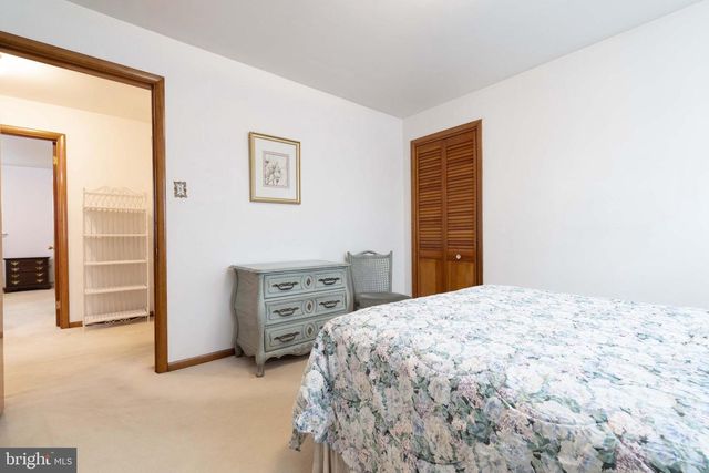 3881 ELDER RD, Harrisburg, PA 17111