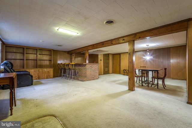 3881 ELDER RD, Harrisburg, PA 17111