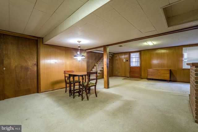 3881 ELDER RD, Harrisburg, PA 17111