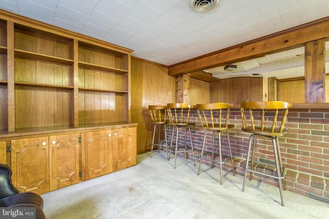 3881 ELDER RD, Harrisburg, PA 17111