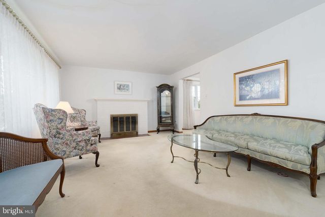 3881 ELDER RD, Harrisburg, PA 17111