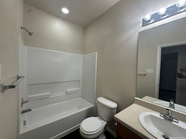 5731 GOLF HTS, San Antonio, TX 78244