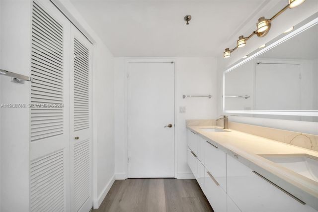 6061 Collins Ave 7A, Miami Beach, FL 33140