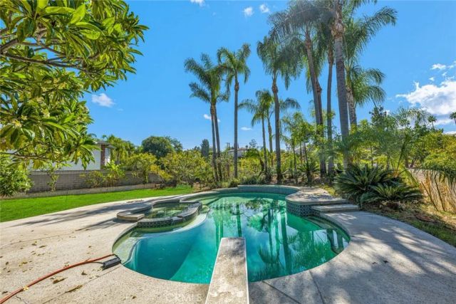 9472 Henderson Way, Villa Park, CA 92861