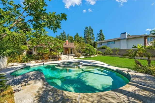 9472 Henderson Way, Villa Park, CA 92861