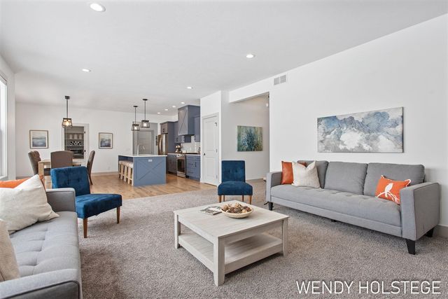 12713 Ridgedale Drive, Allendale, MI 49401